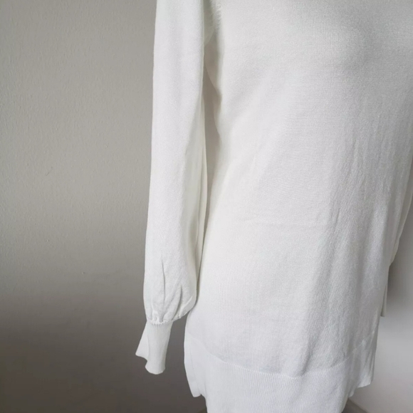 🔥cable and gauge ivory knit long sleeves sweater size medium🔥 - Picture 5 of 9